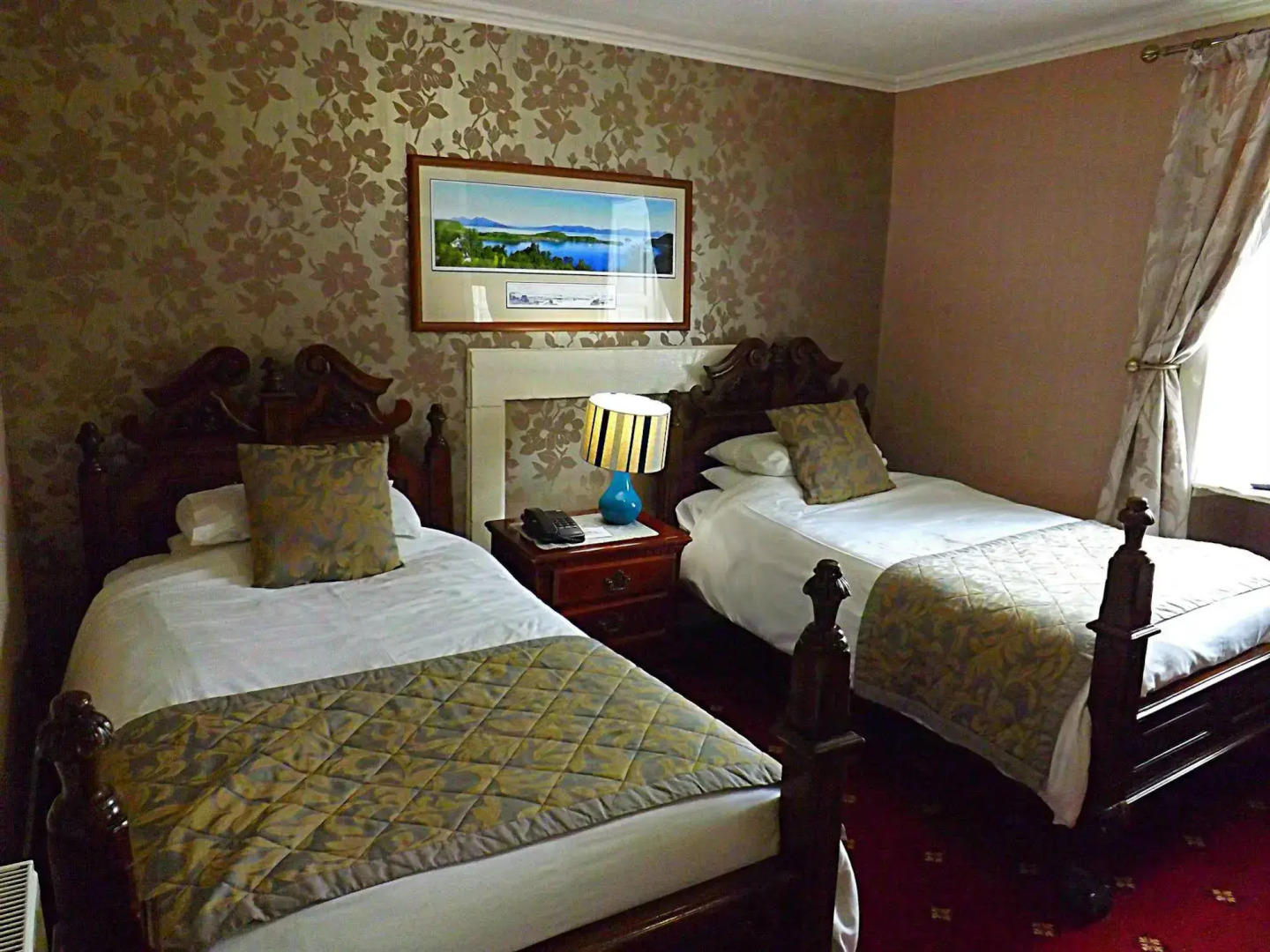 Cairndow Stagecoach Inn