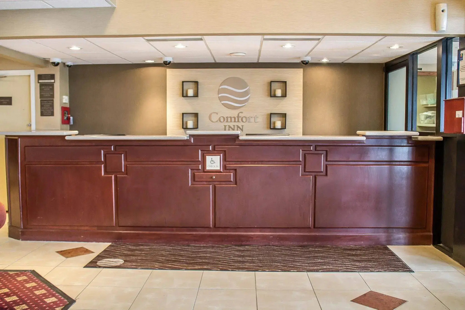 Howard Johnson by Wyndham Columbus State Fairgrounds I-71