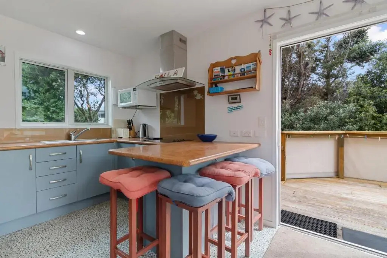 Bach 22 - Waihi Beach Holiday Home