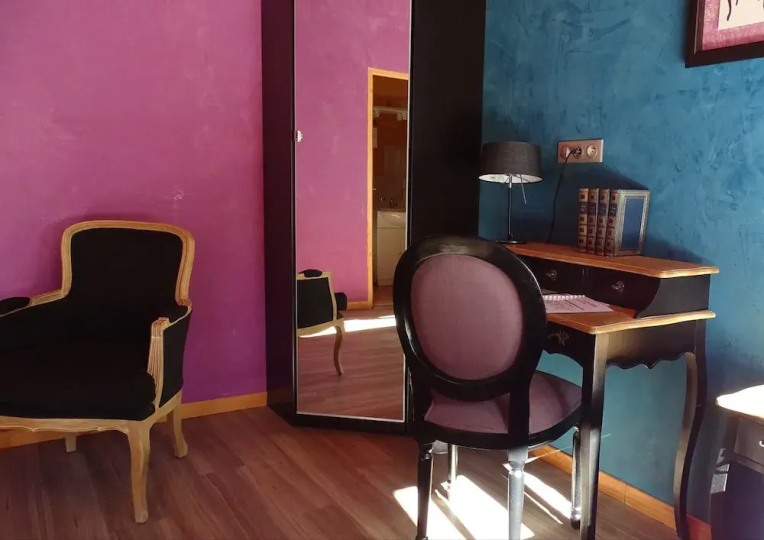 Les Arcades Le Lion Dor