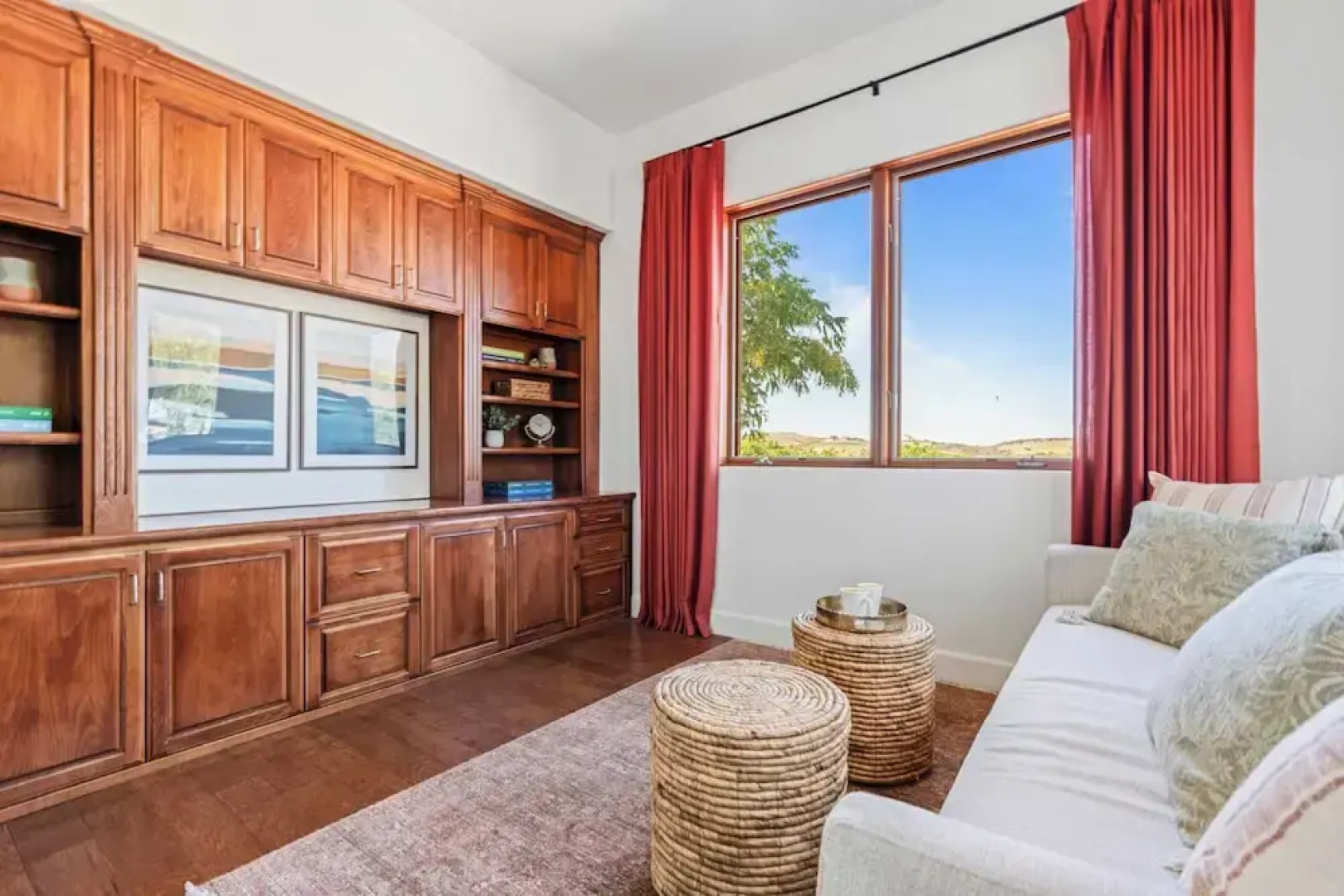 Wine Country Escape w/ Views + Wine Cellar & Gym Caterina Dusi Vineyard by Avantstay