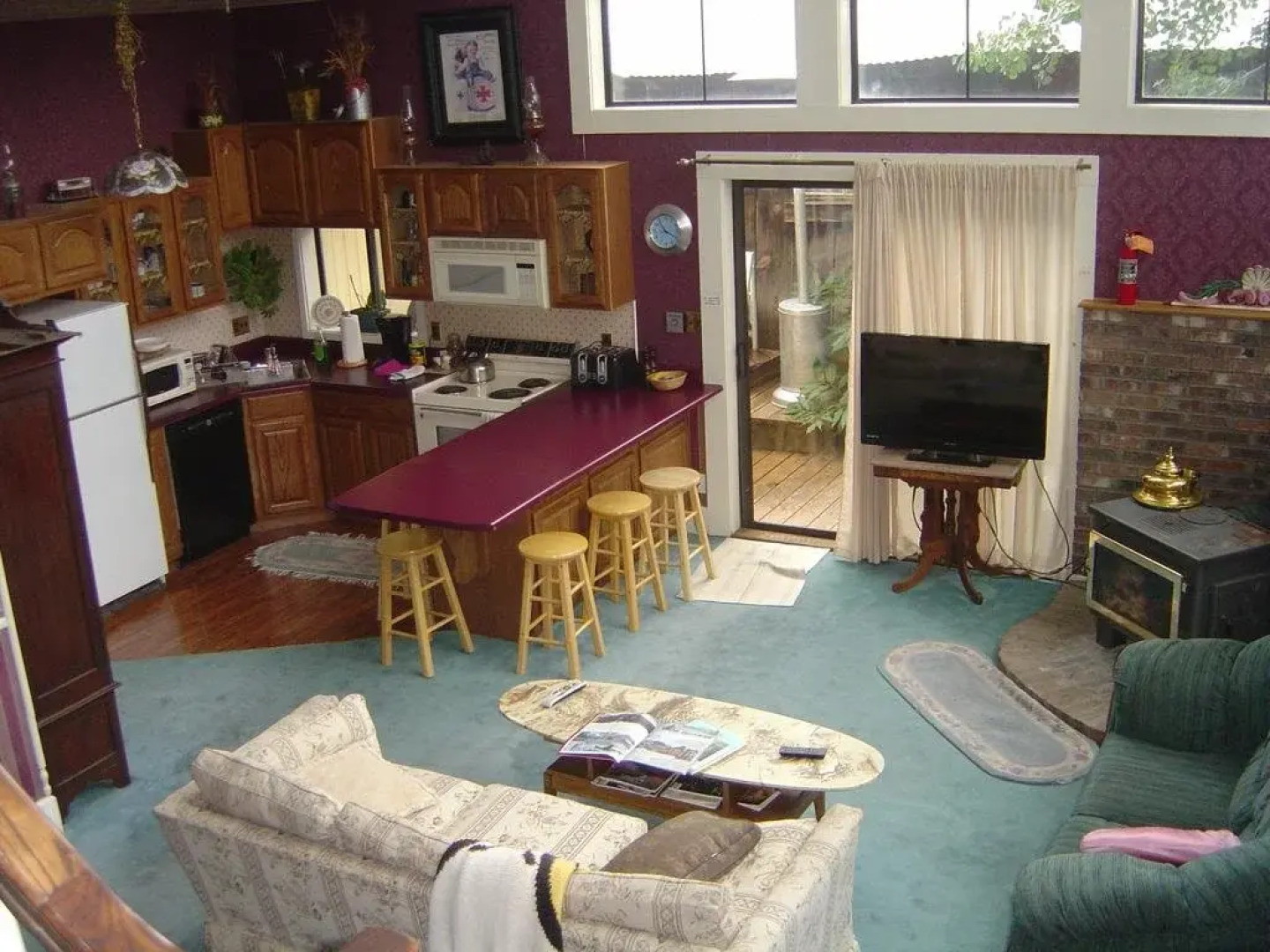 The Mine Shaft Inn Hotel & Hostel