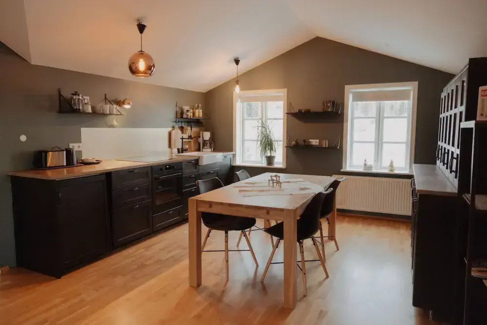 Gamli Skolinn Husavik