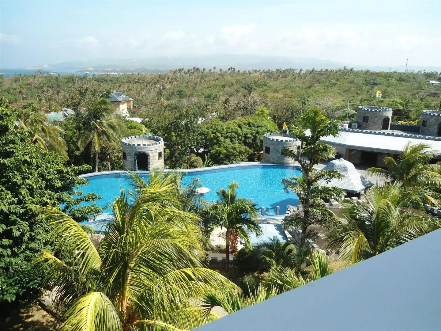 Lingganay Boracay Hotel Resort