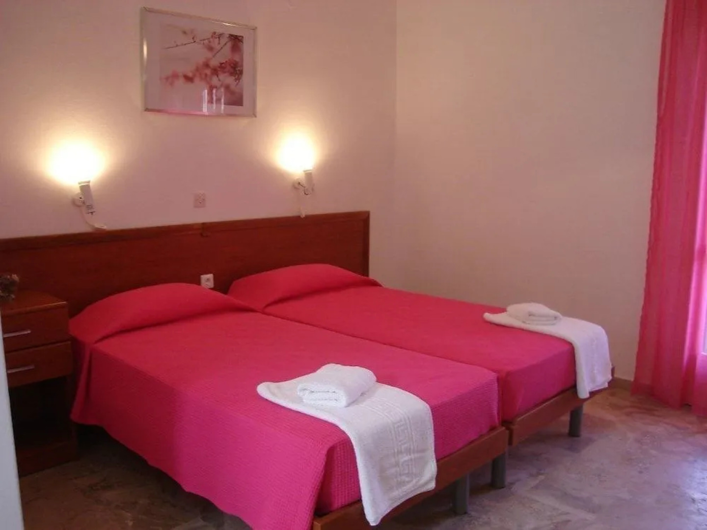 Biscoutsis Apartments & Studios