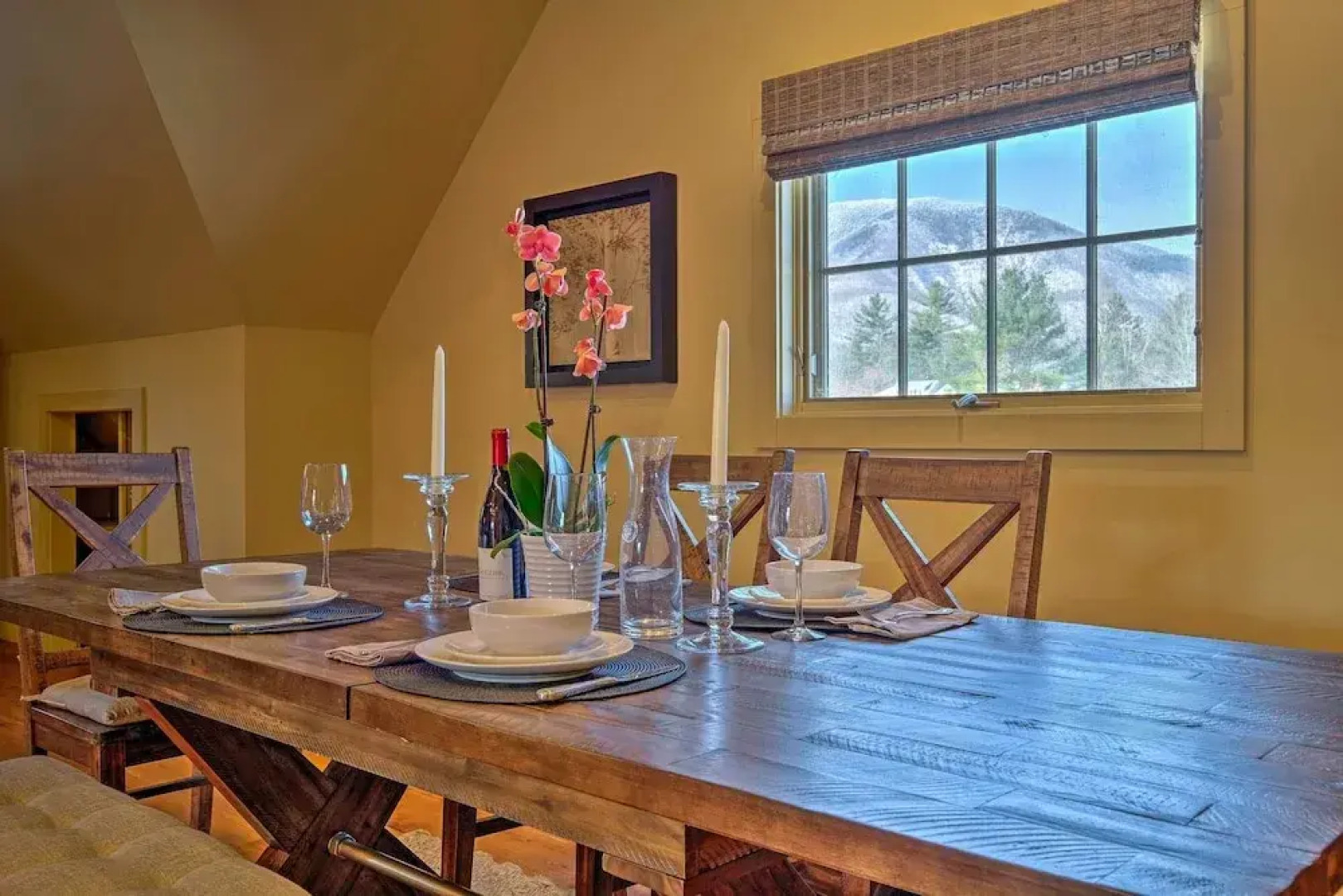 Luxe 'green Barn' Near Skiing w/ Mt Equinox Views!