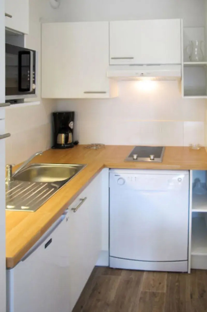 Le Petit Pont (HUT301)