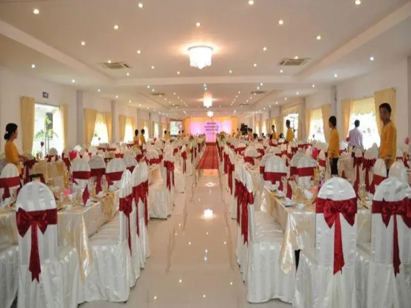 Hoa Binh 2 Hotel