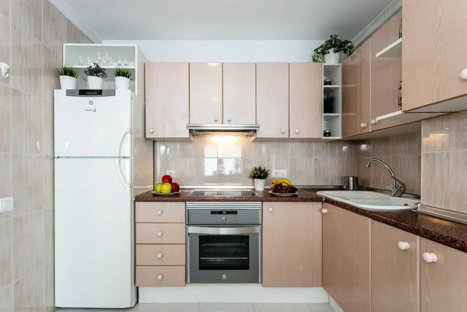 Acuario 118 great  Sea views