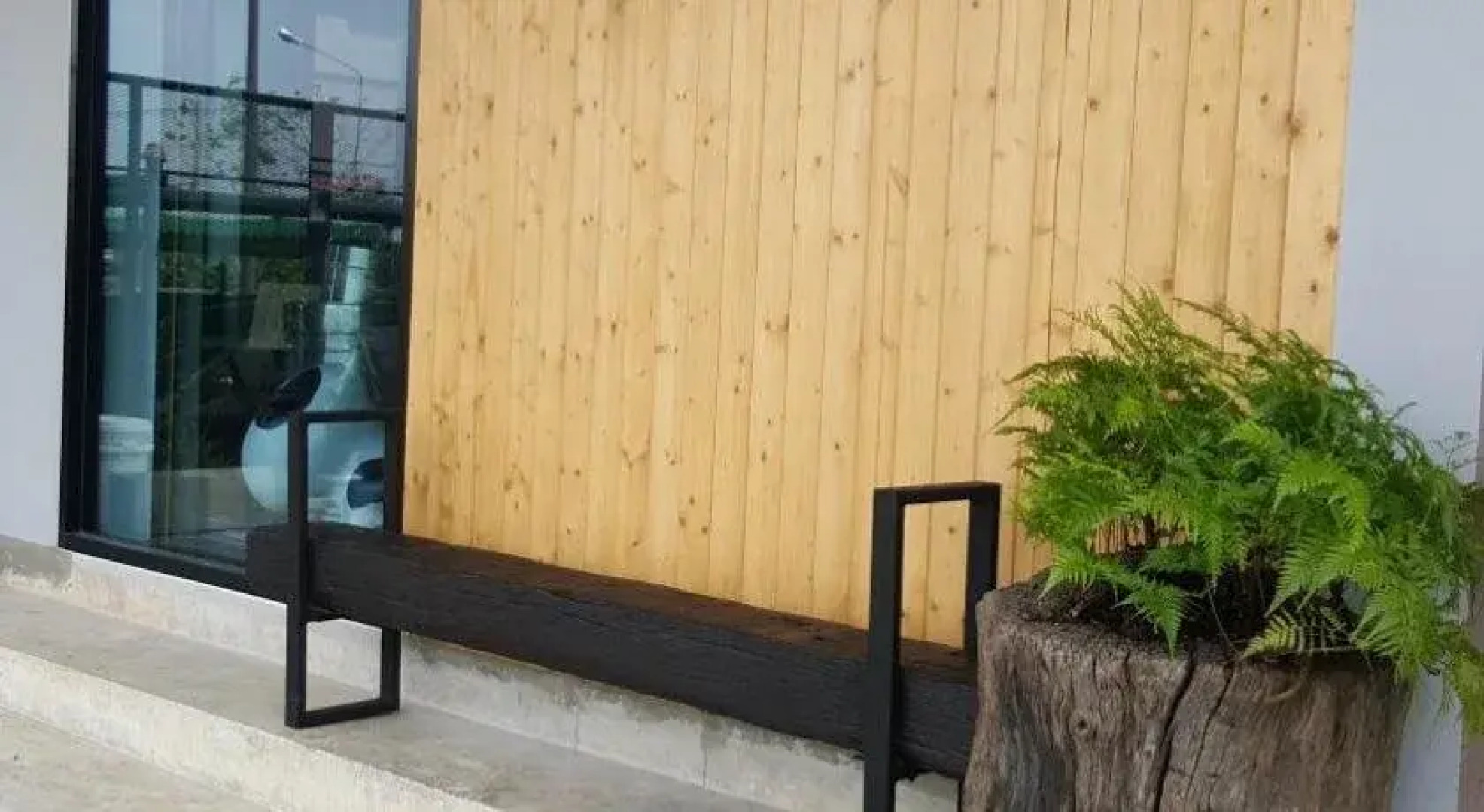 Saya Loft Hostel Lopburi