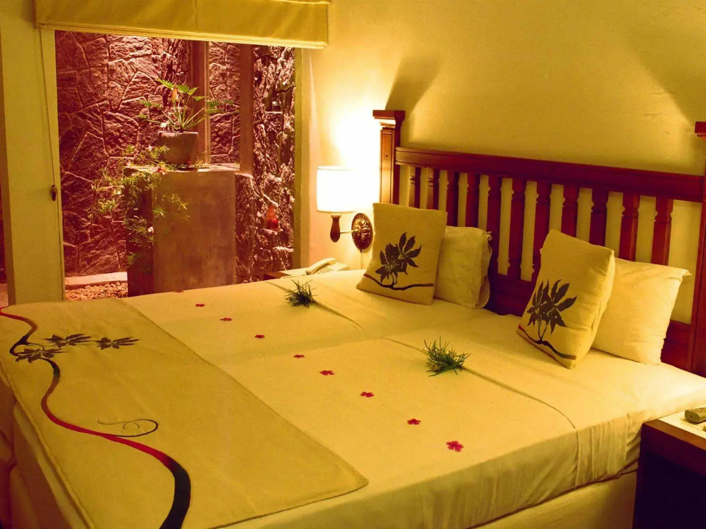 Siddhalepa Ayurveda Resort - All Meals, Ayurveda Treatment, Yoga