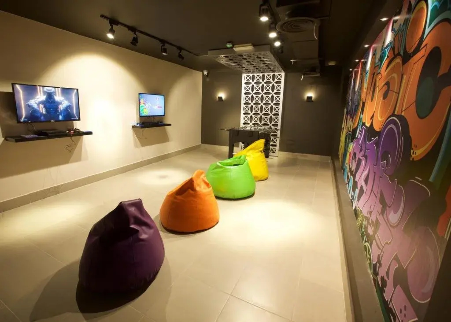Lujain Hotel Suites