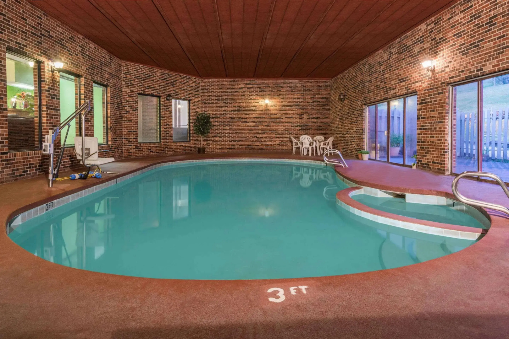 Travelodge by Wyndham Airport Platte City