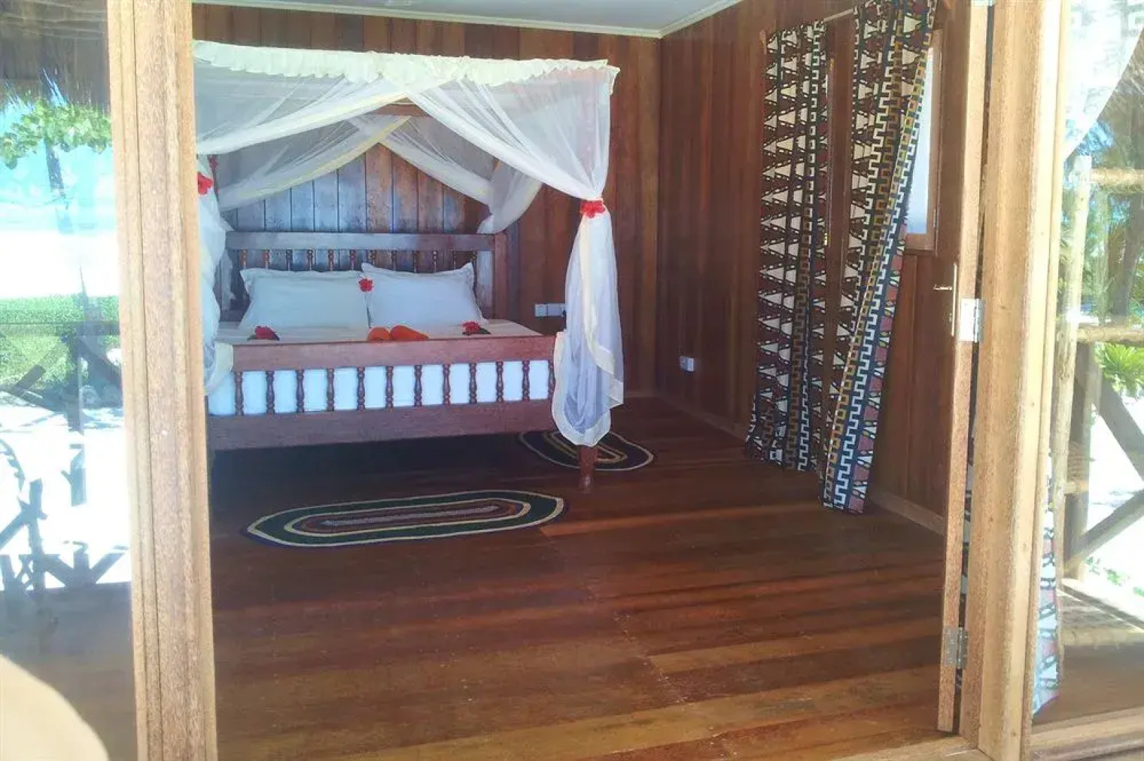 Domokuchu Beach Bungalows