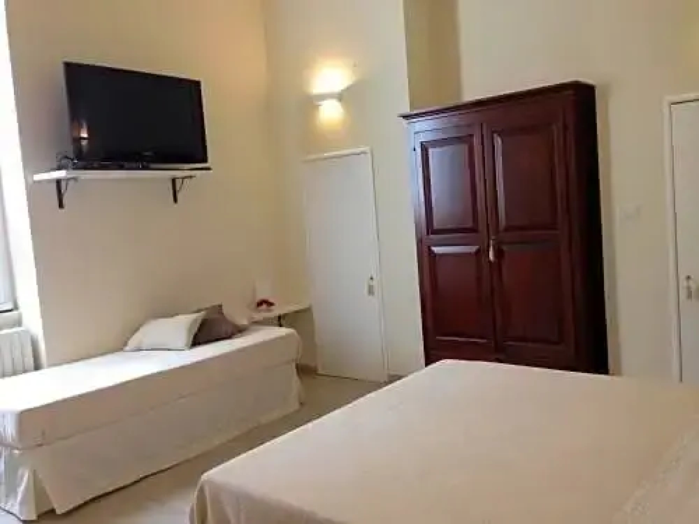 Gino's House B&B