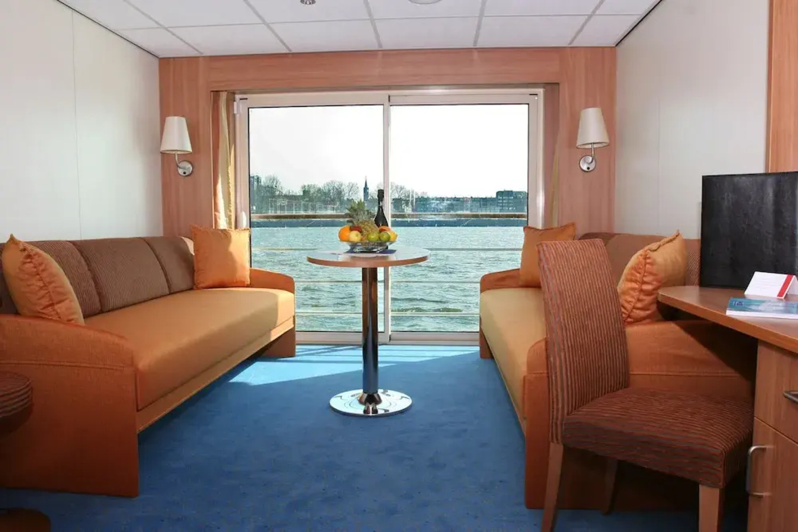 Crossgates Hotelship 3 Star Hafen Neuss