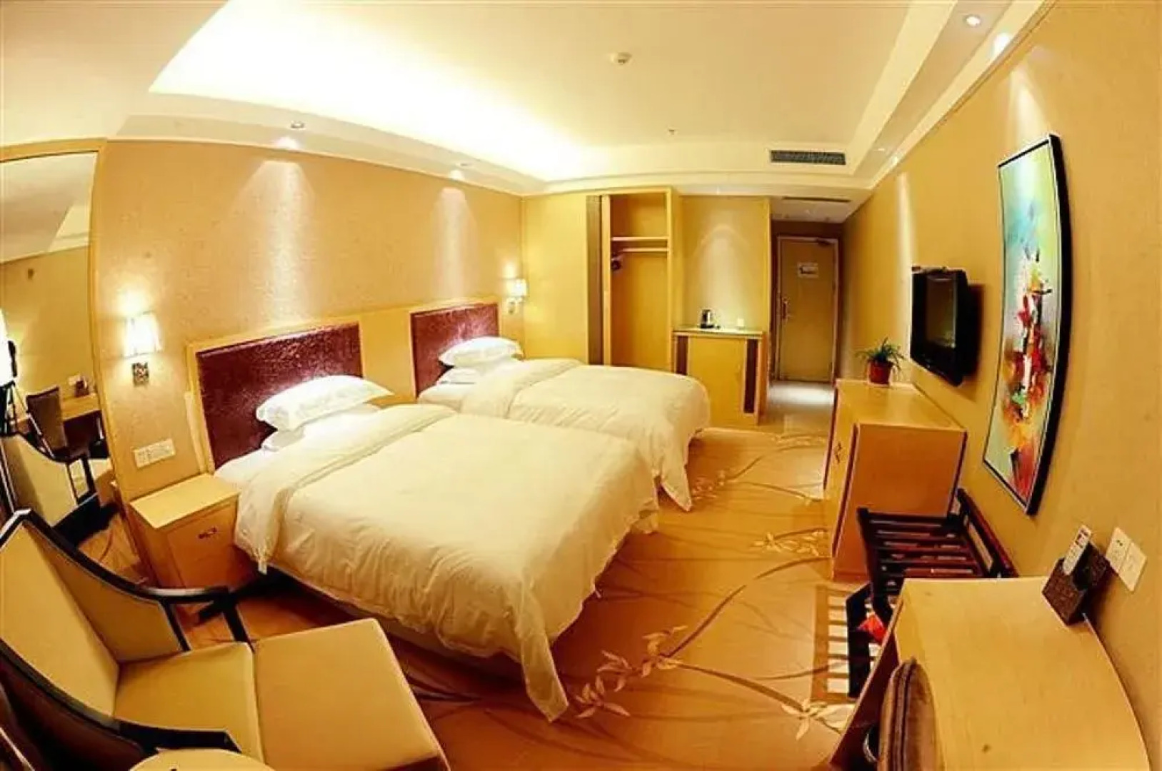 Ronghe Holiday Hotel