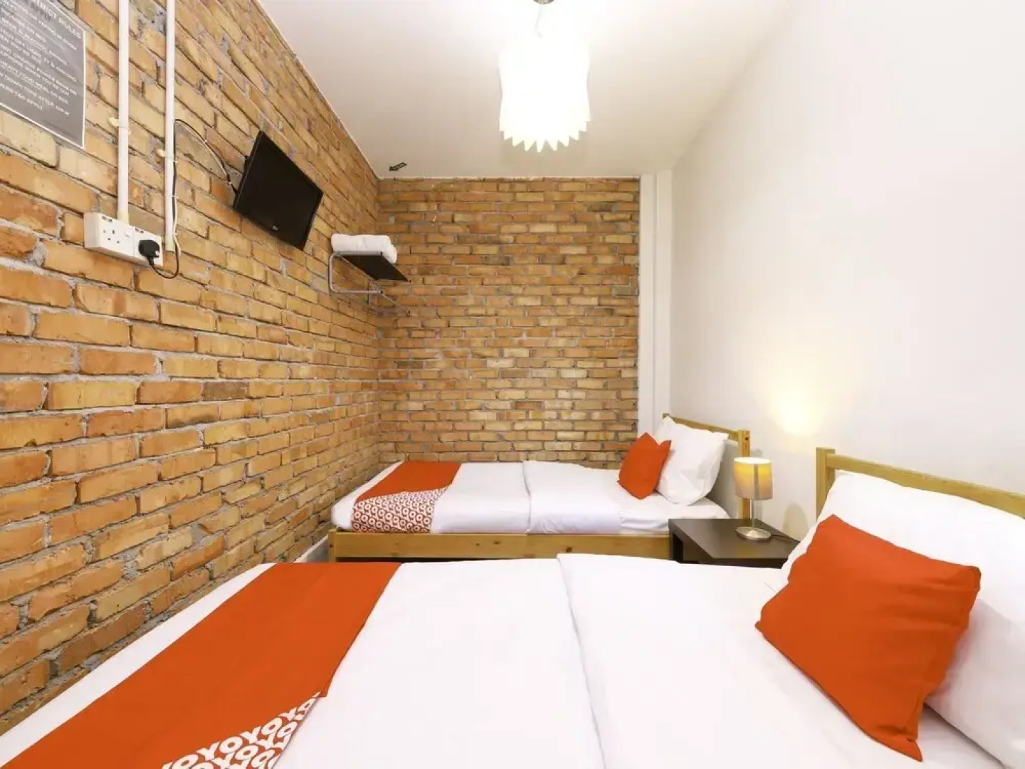 OYO 696 Bata Merah Boutique Hotel