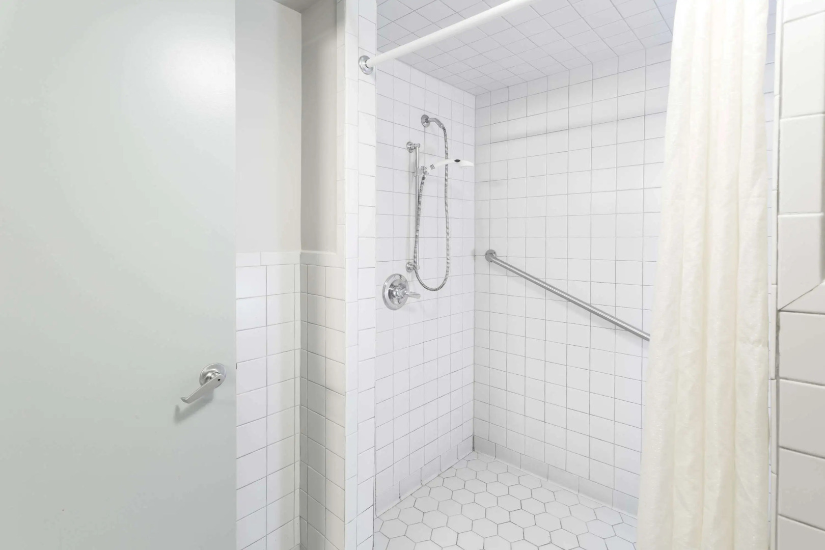 Super 8 by Wyndham Valdosta GA I-75