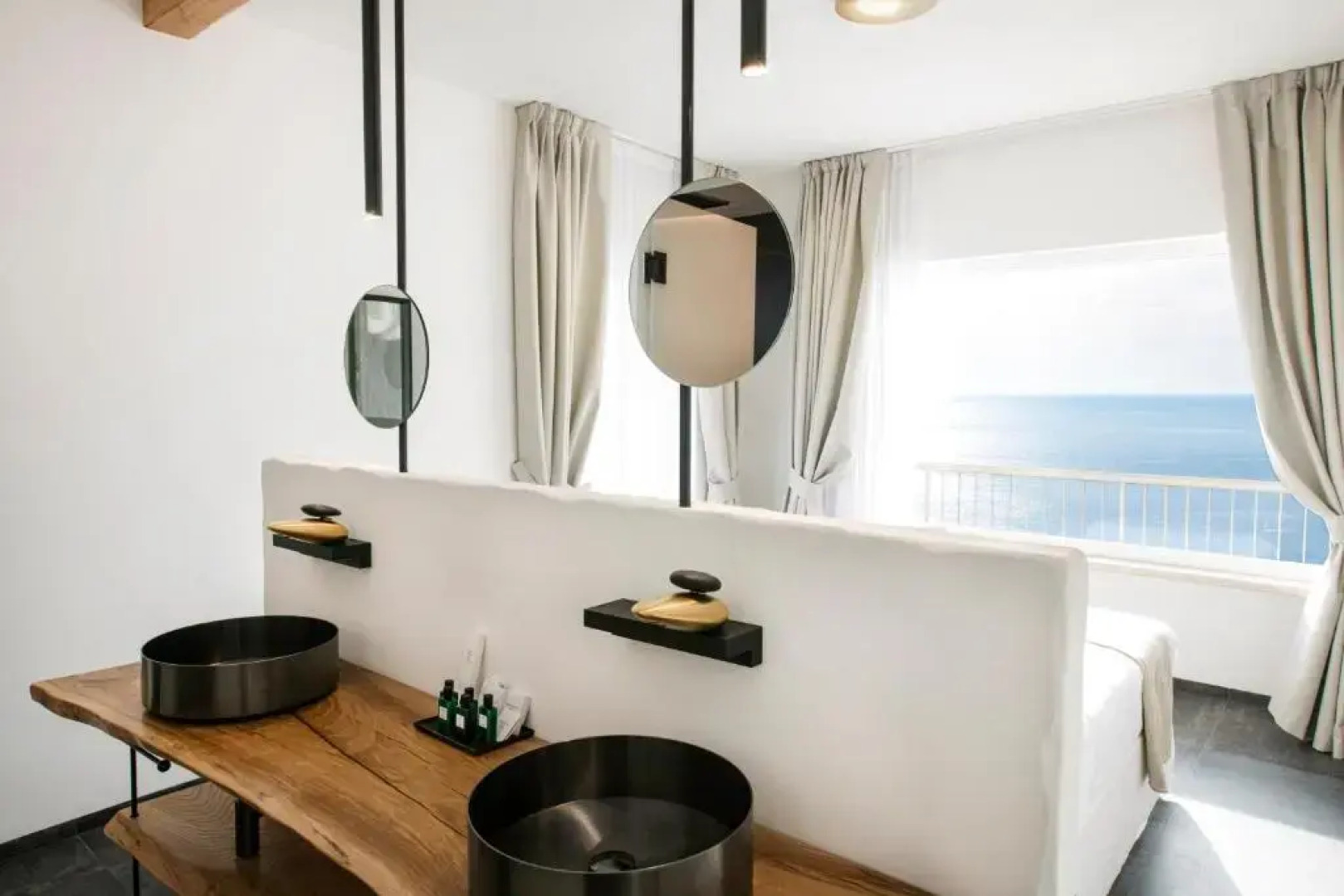 Una Villa - Amalfi Boutique Rooms B&B