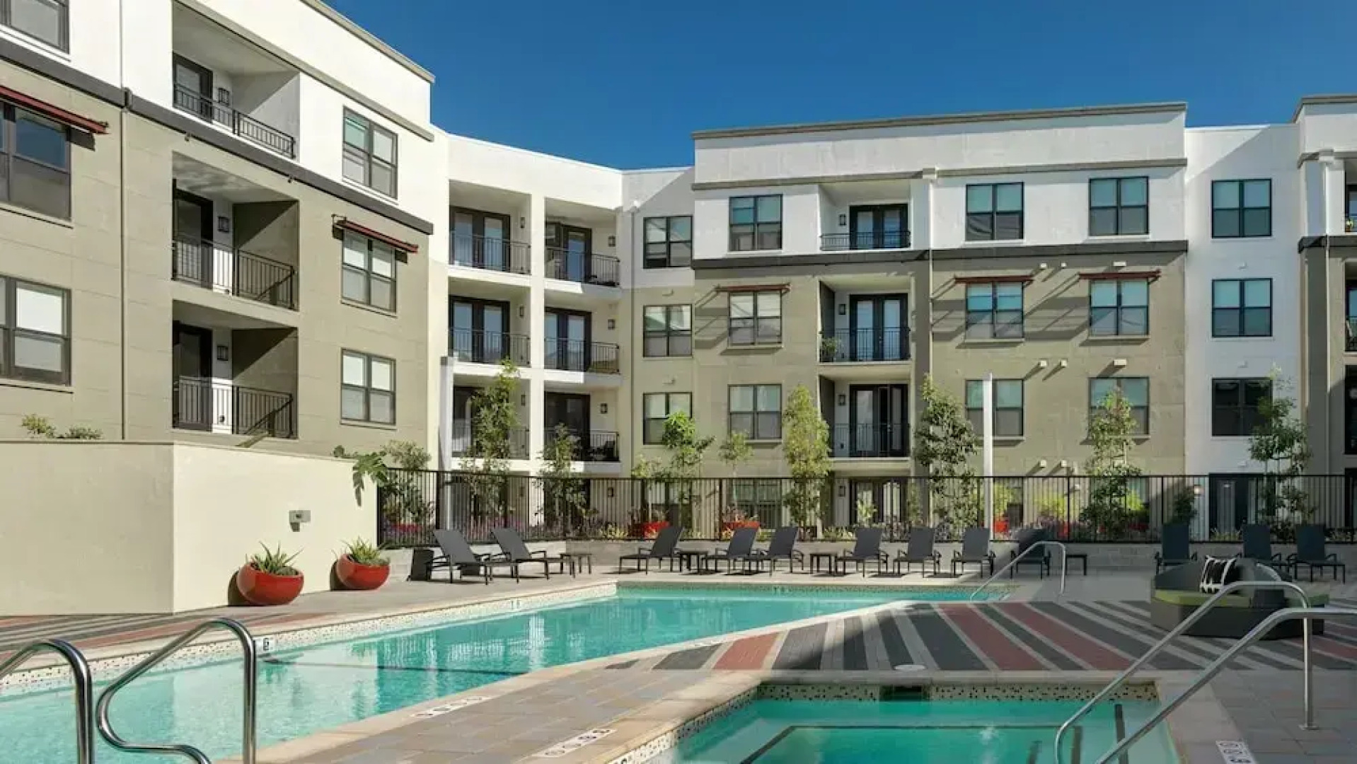 Global Luxury Suites Redwood City