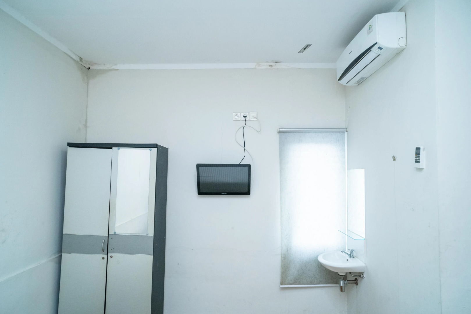 77 Guest House Serpong RedPartner