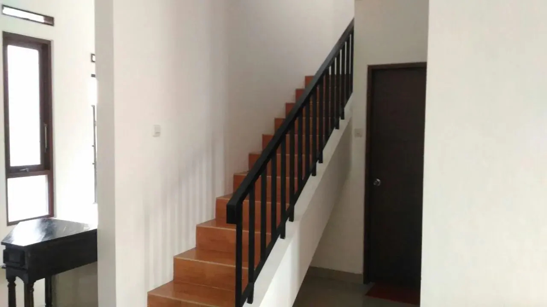 Padma Laguna Guest House