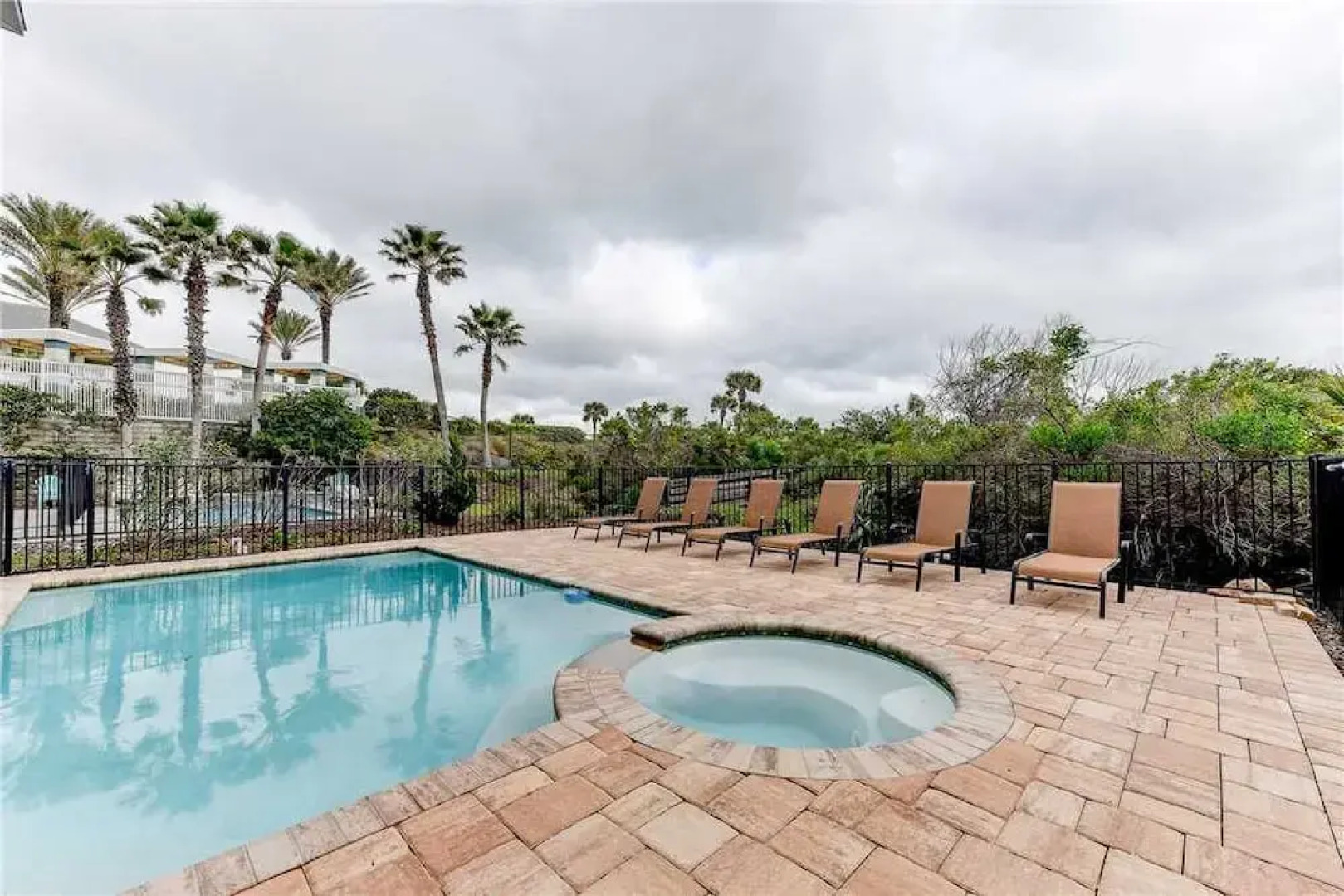 Tiki Tides by Vacation Rental Pros