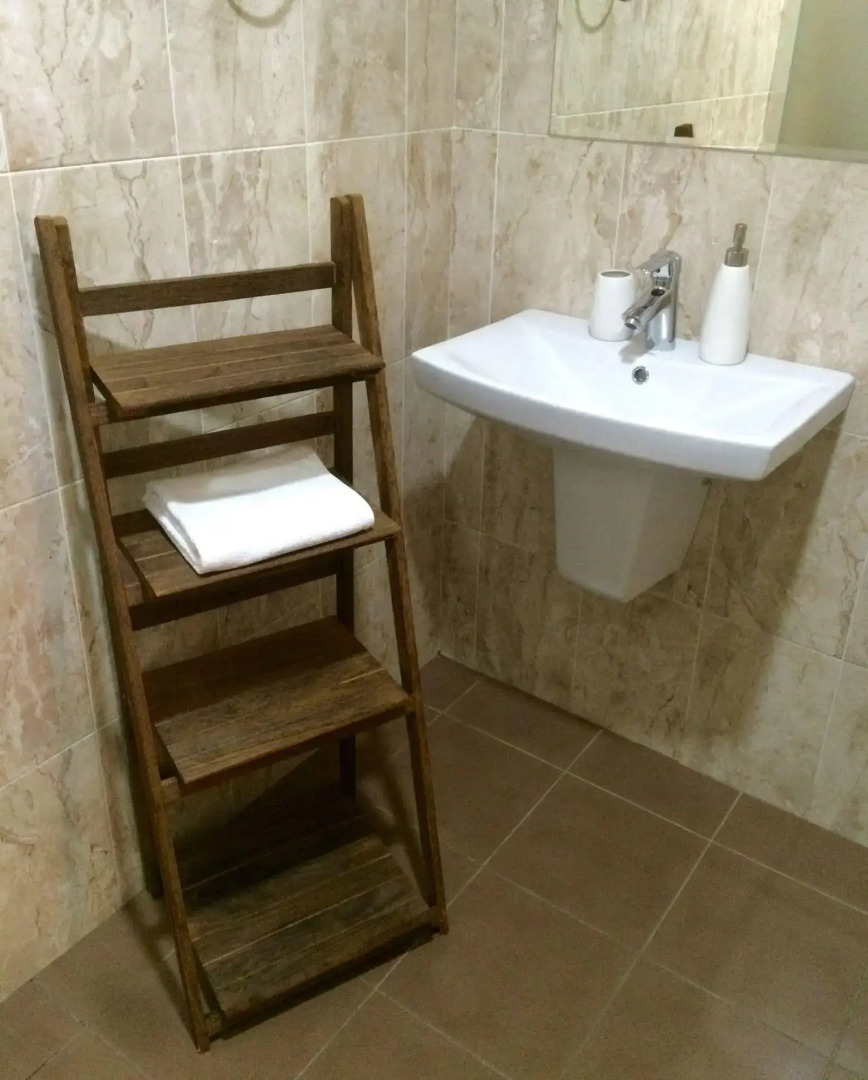 Гостиница Red Fox Guesthouse