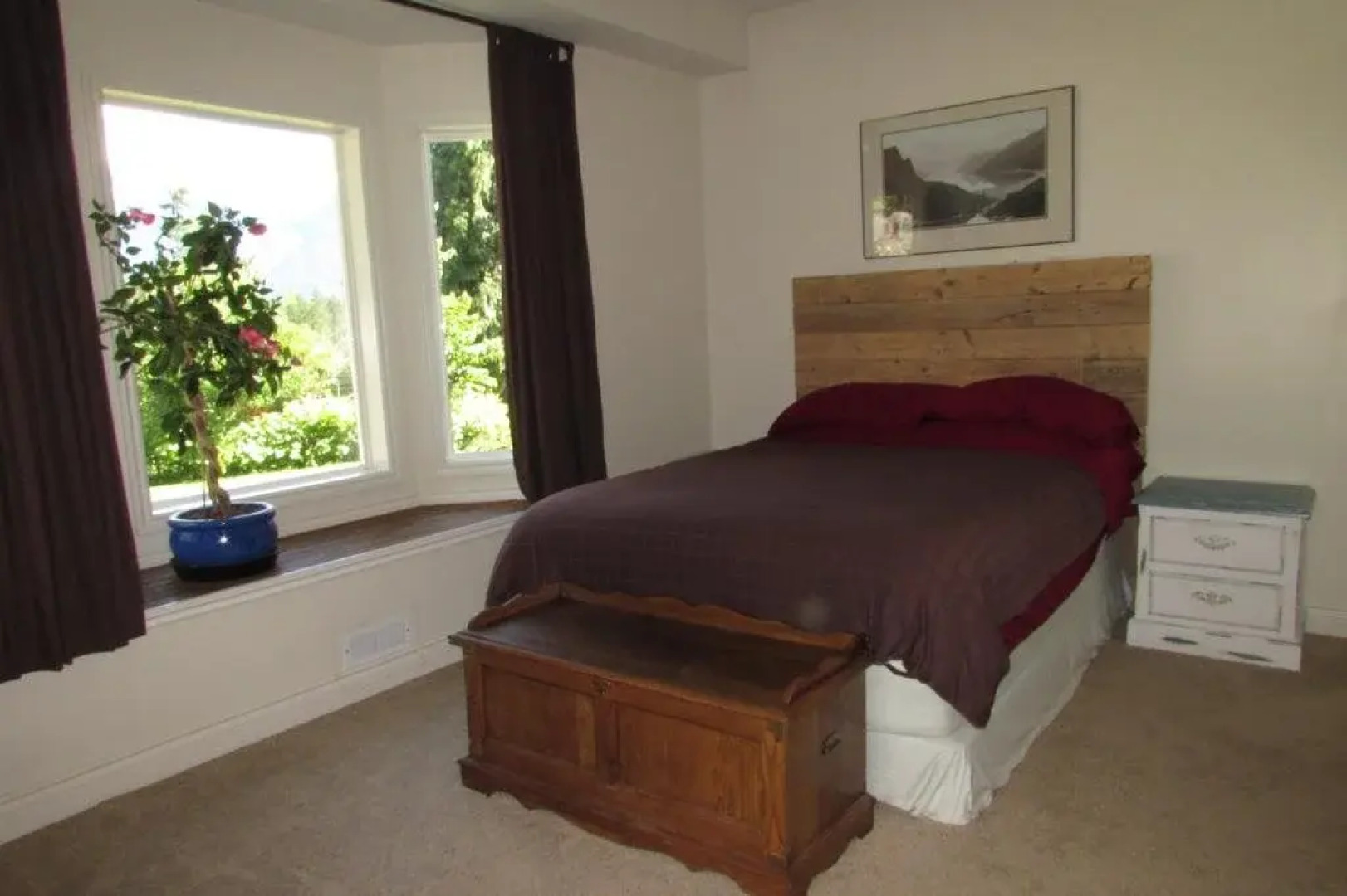 The Cabin at Sweetwater Lane Farm