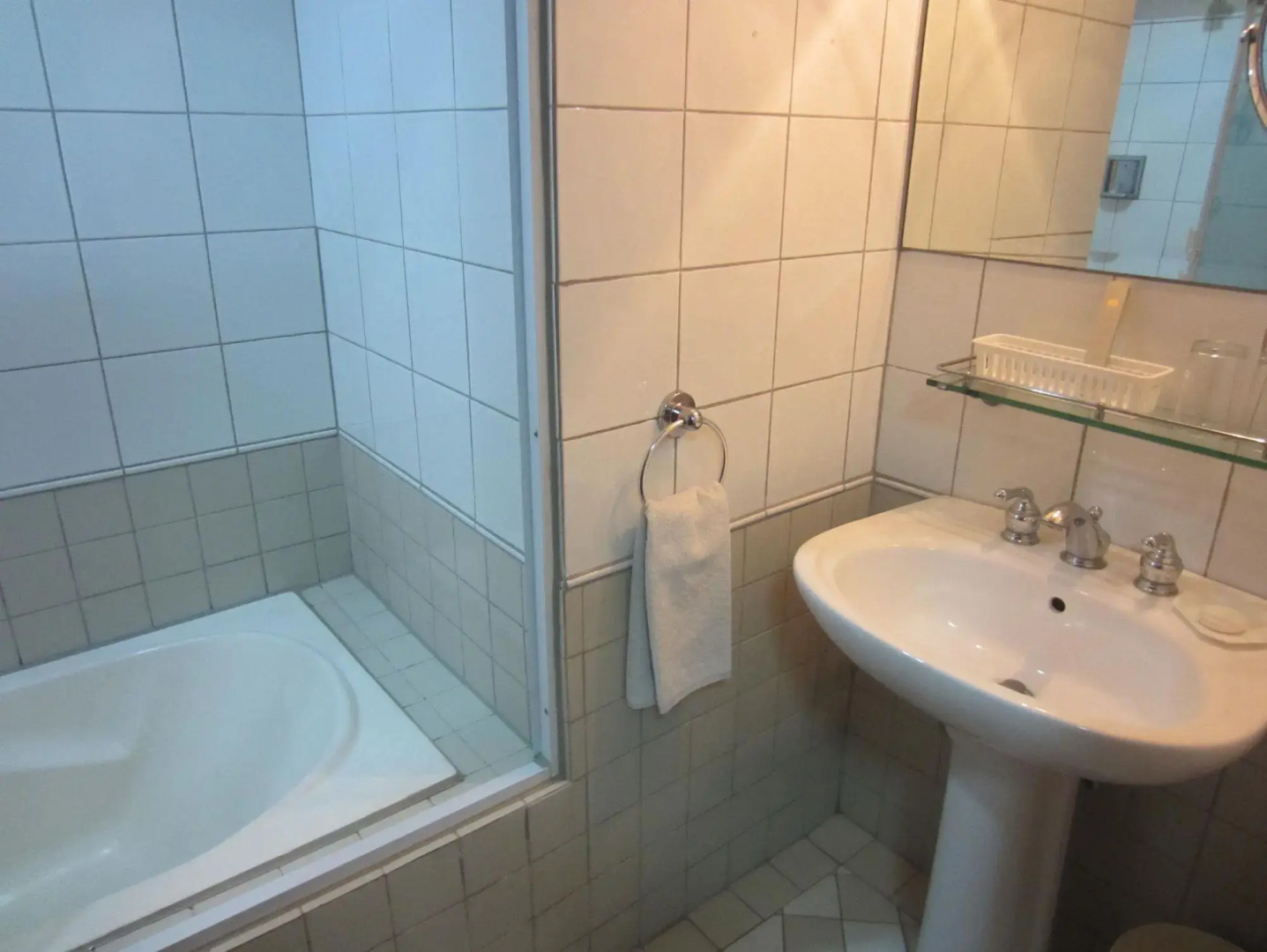 Corporate Executive Orient Suites