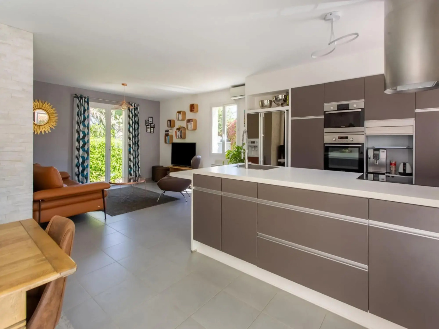 Nice holiday home in Provence-Alpes-Côte d'Azur with pool