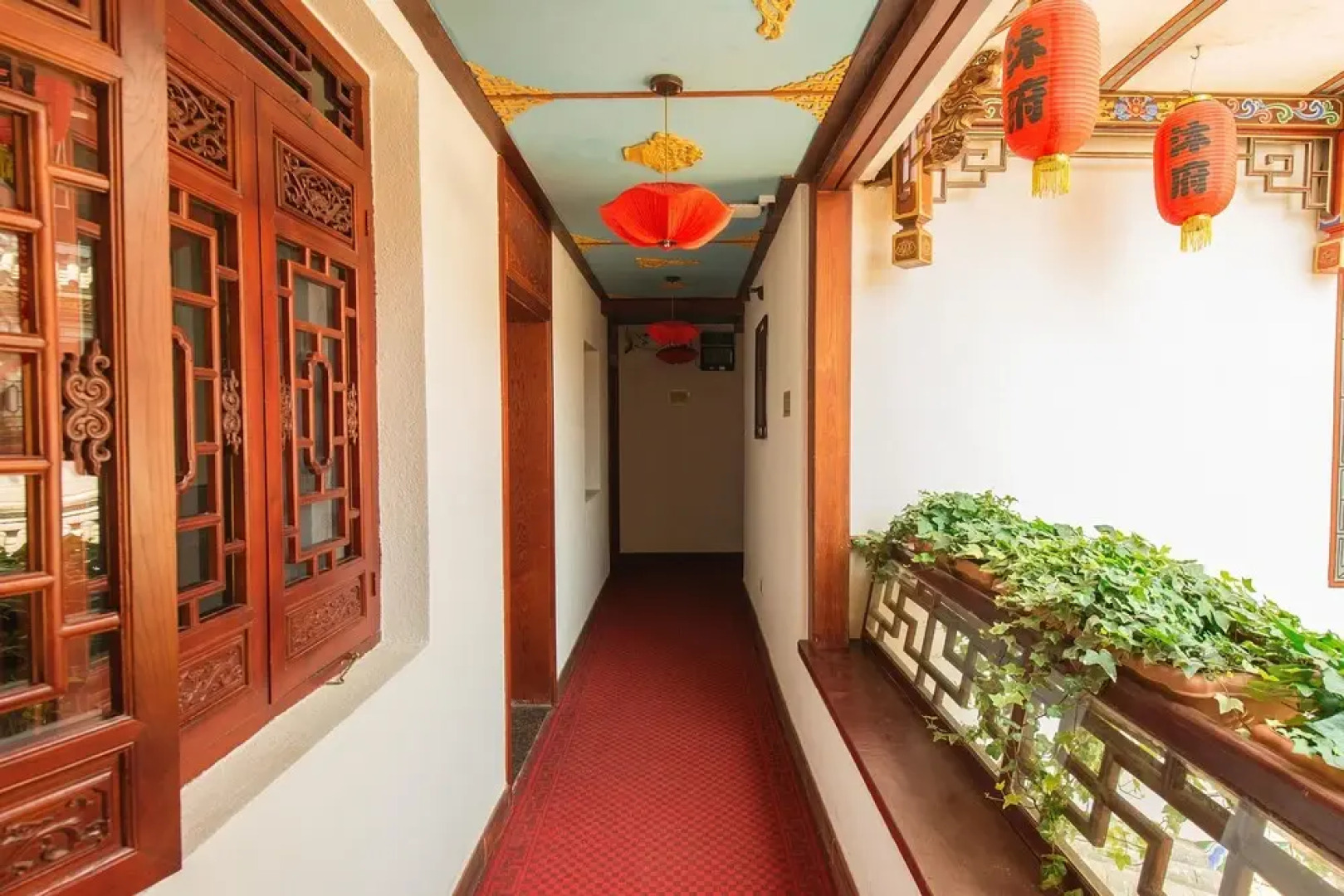 Dali Mufu International Youth Hotel