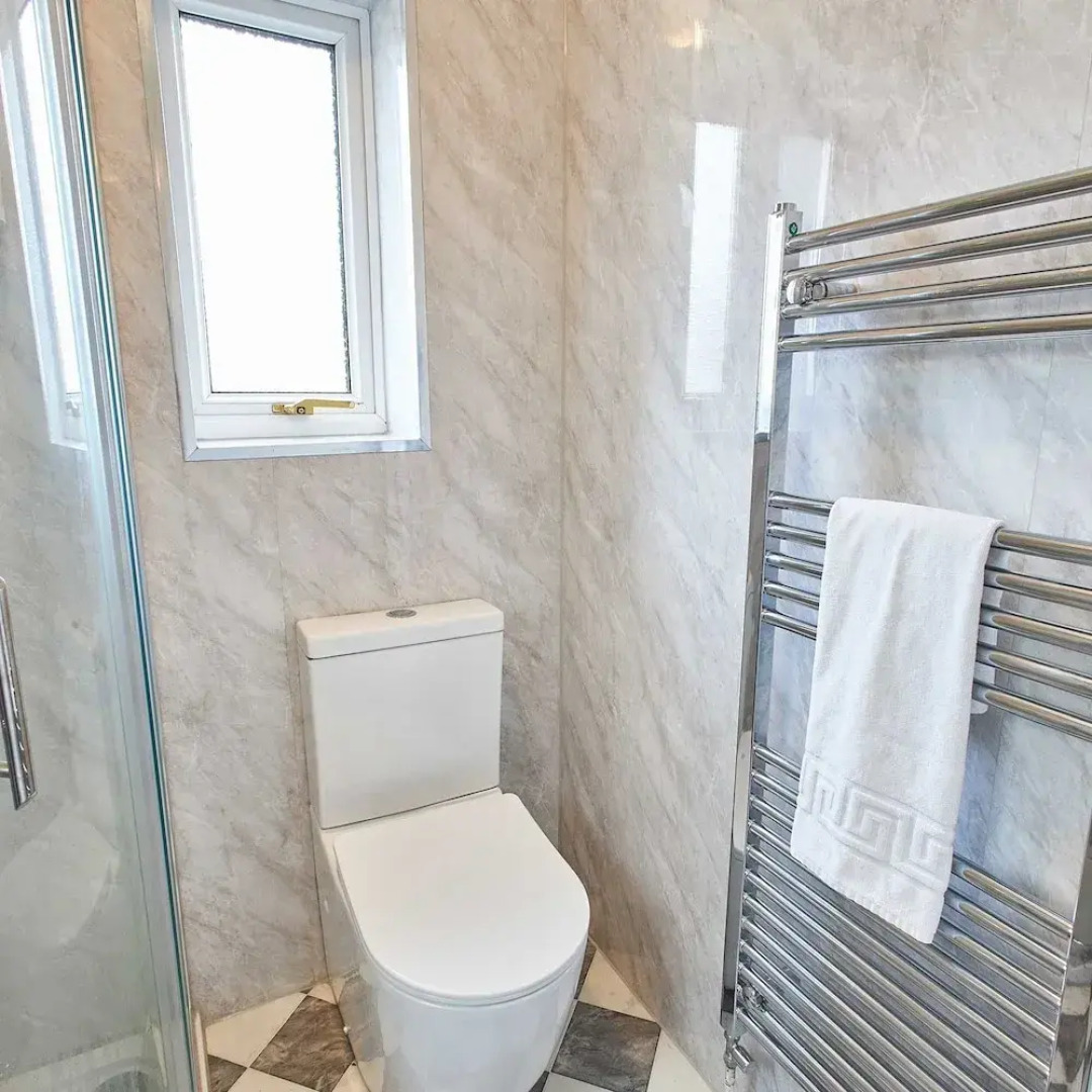 Host Stay Crab Cottage