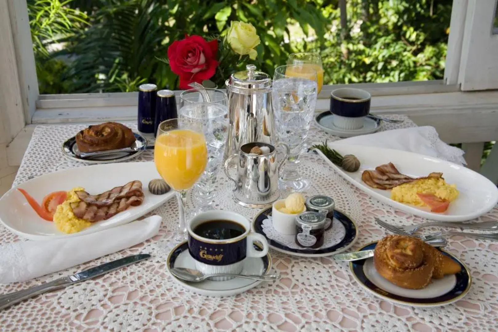 Graycliff Hotel And Restaurant