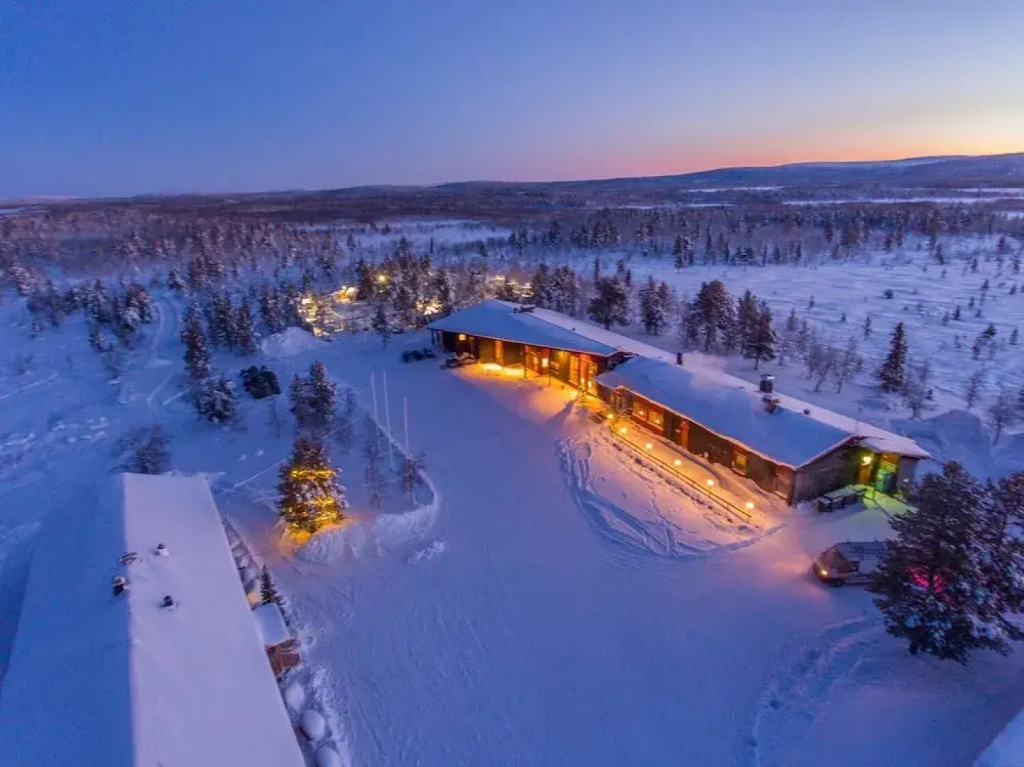 Aurora Mountain Lodge