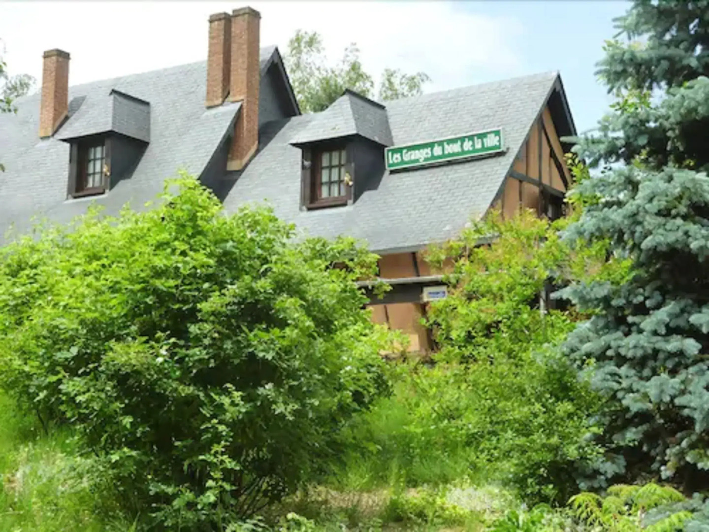 Les Granges Du Bout De La Ville