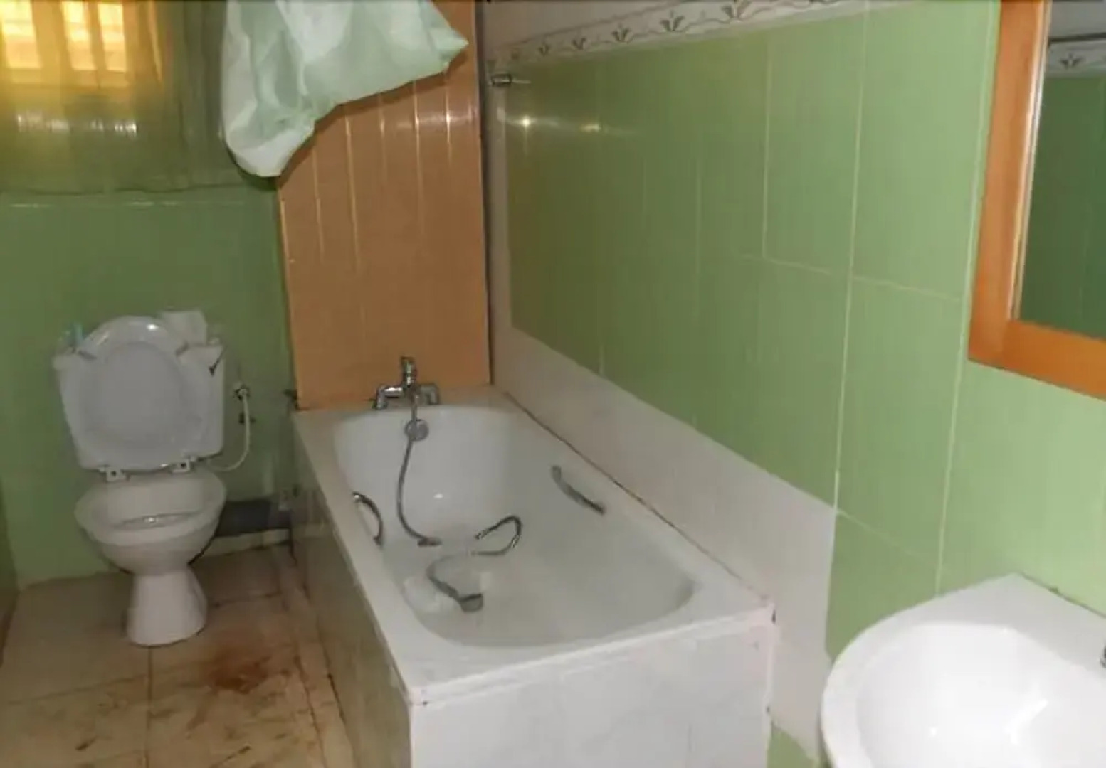 Mercy Suites And Leisure