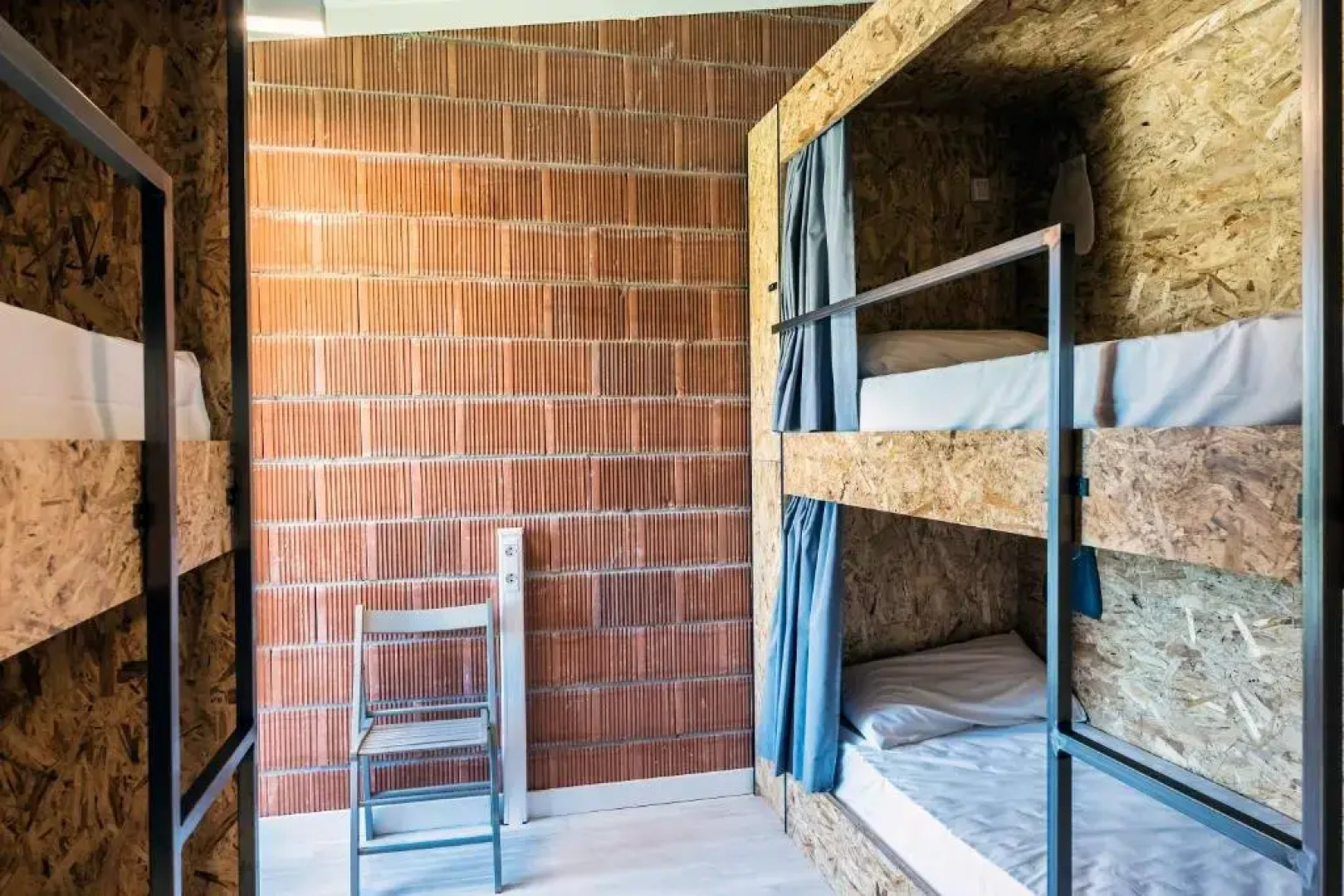 Albergue Santiago 15 Monforte