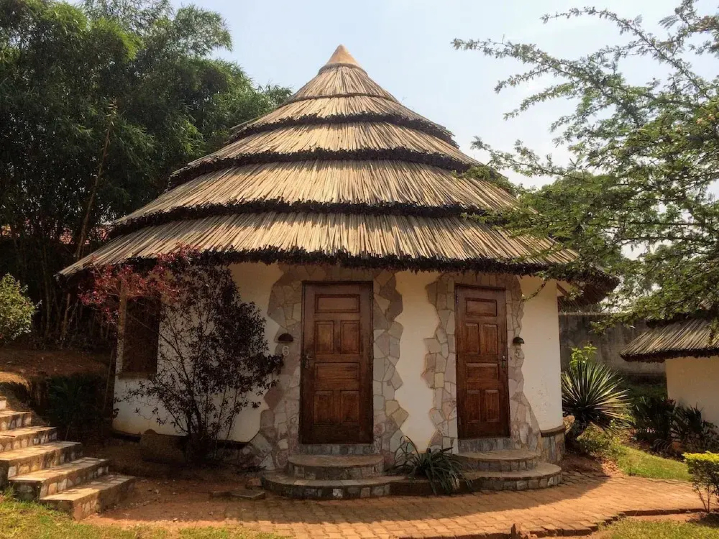 Banda Lodge