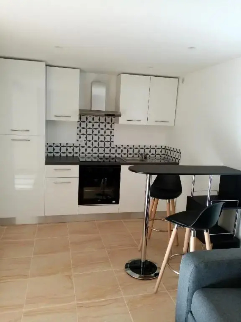Studio de Charme Neuf a la Montagne (Adults Only)