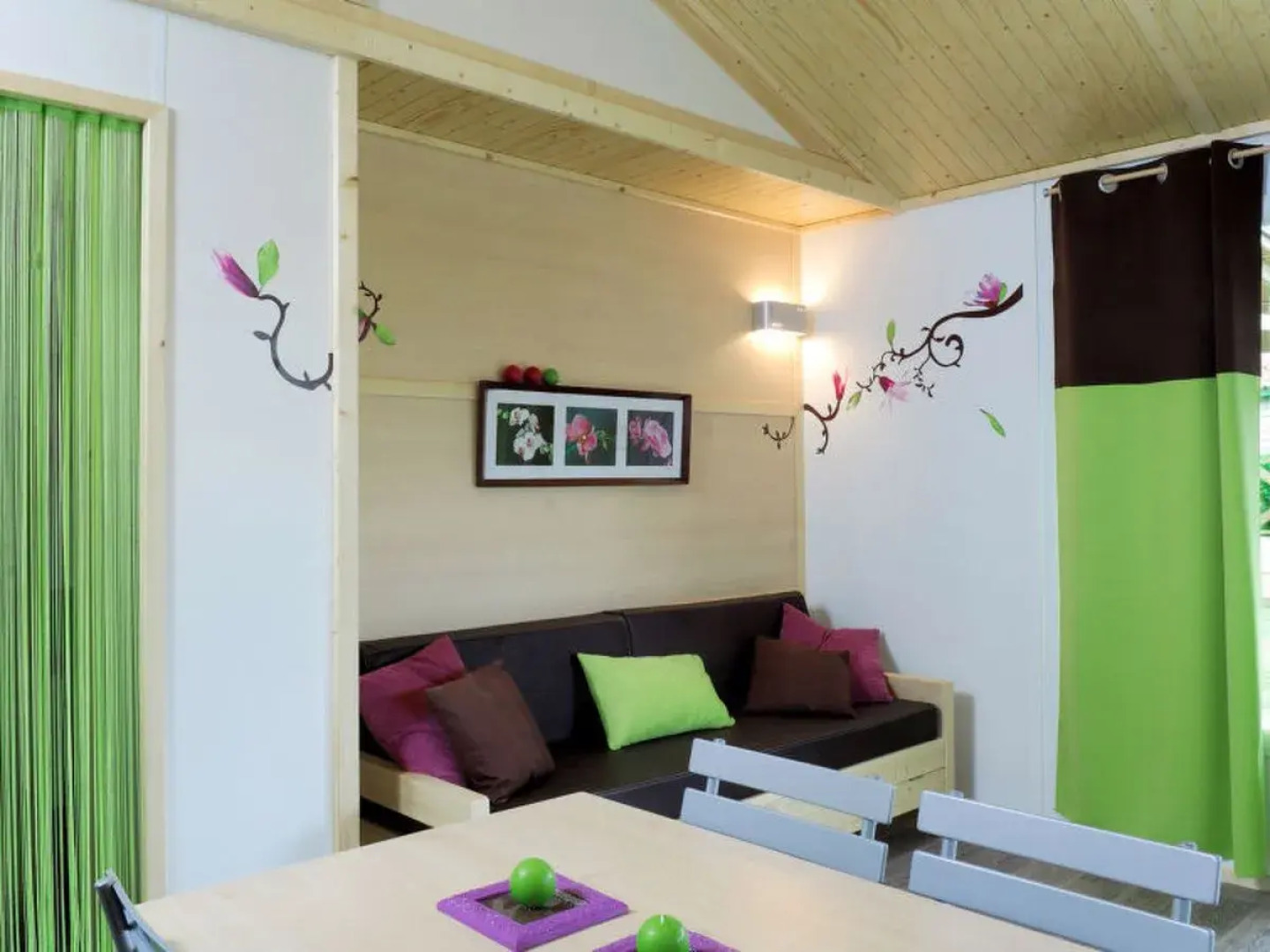 Holiday Home Le Mediterranée - AGL253