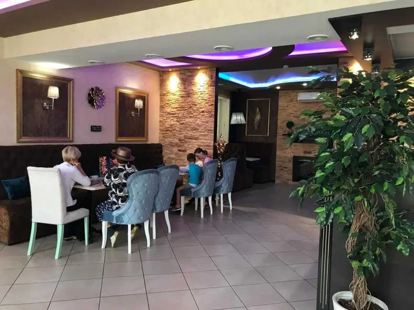 Отель Golden Star