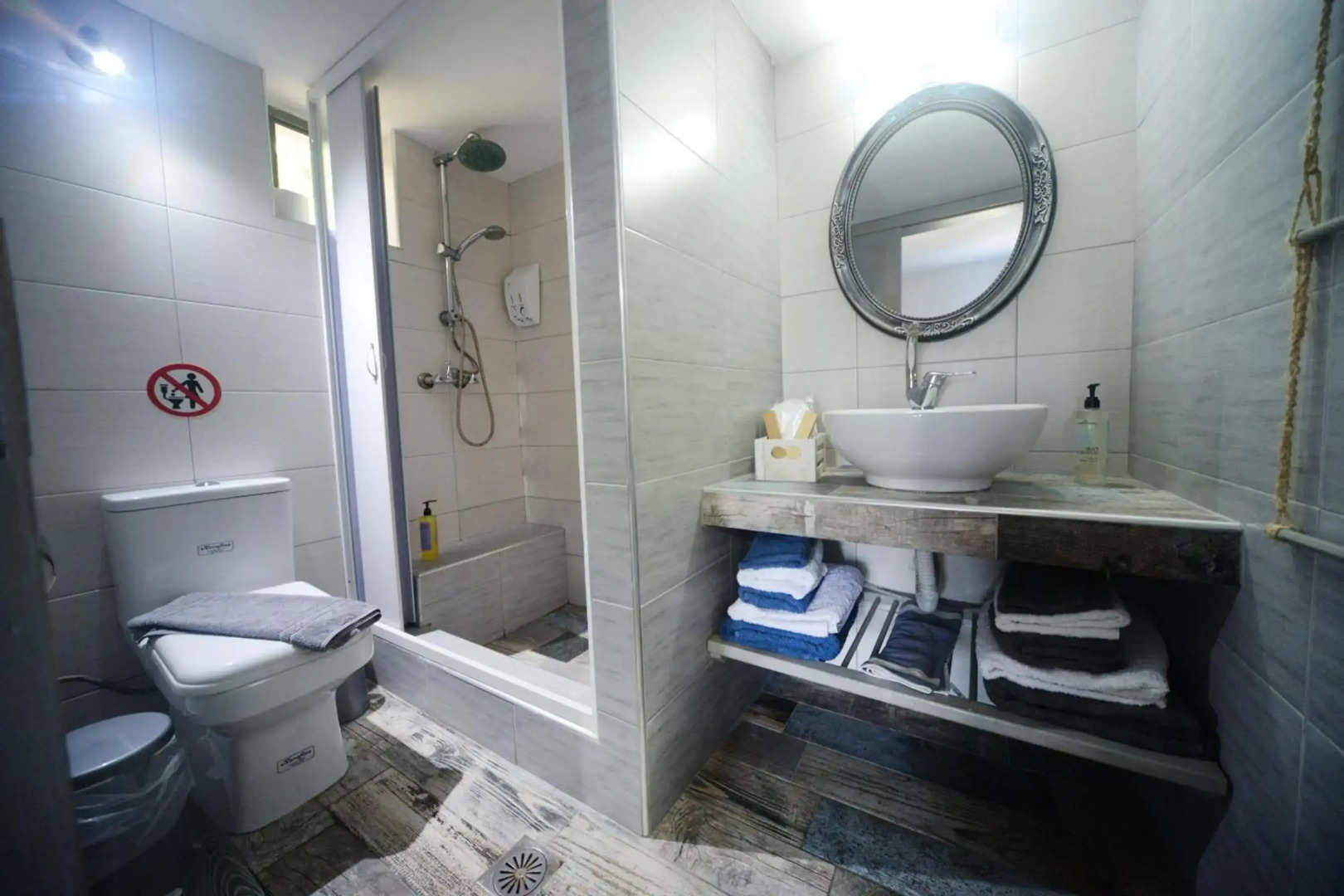 Panorama Studios & Apartments