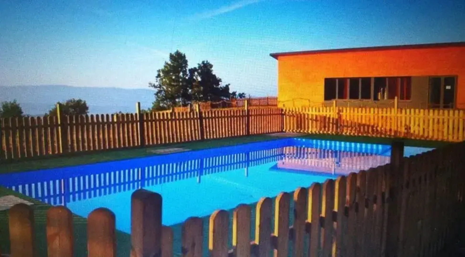 Alberg L' Auro - Hostel