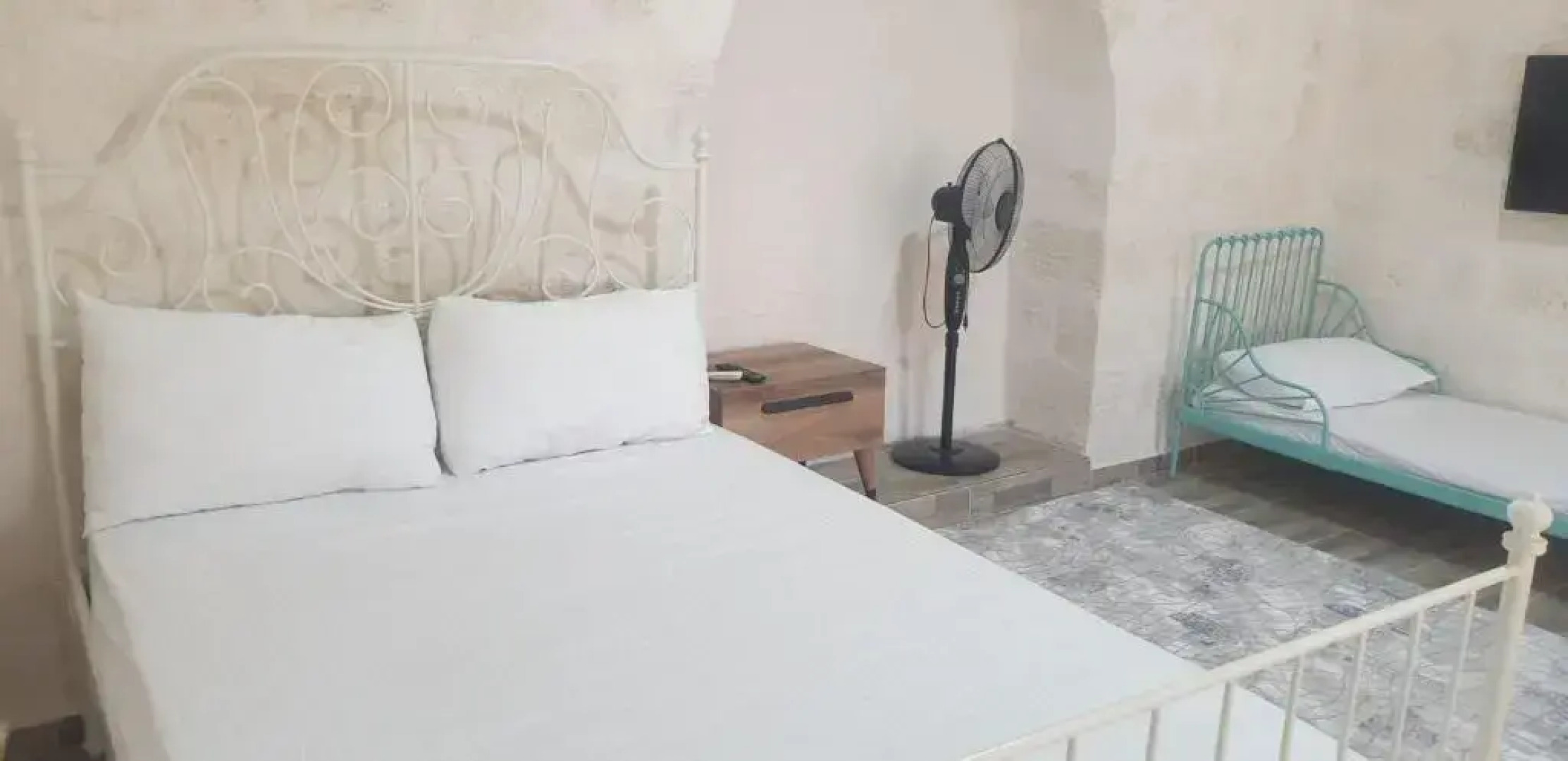 Tarihi Midyat Acar Konağı