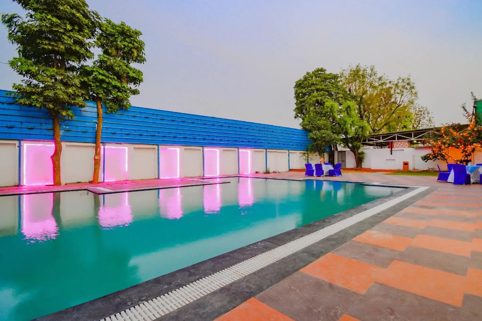 Flagship 79347 Hotel Riders Resort