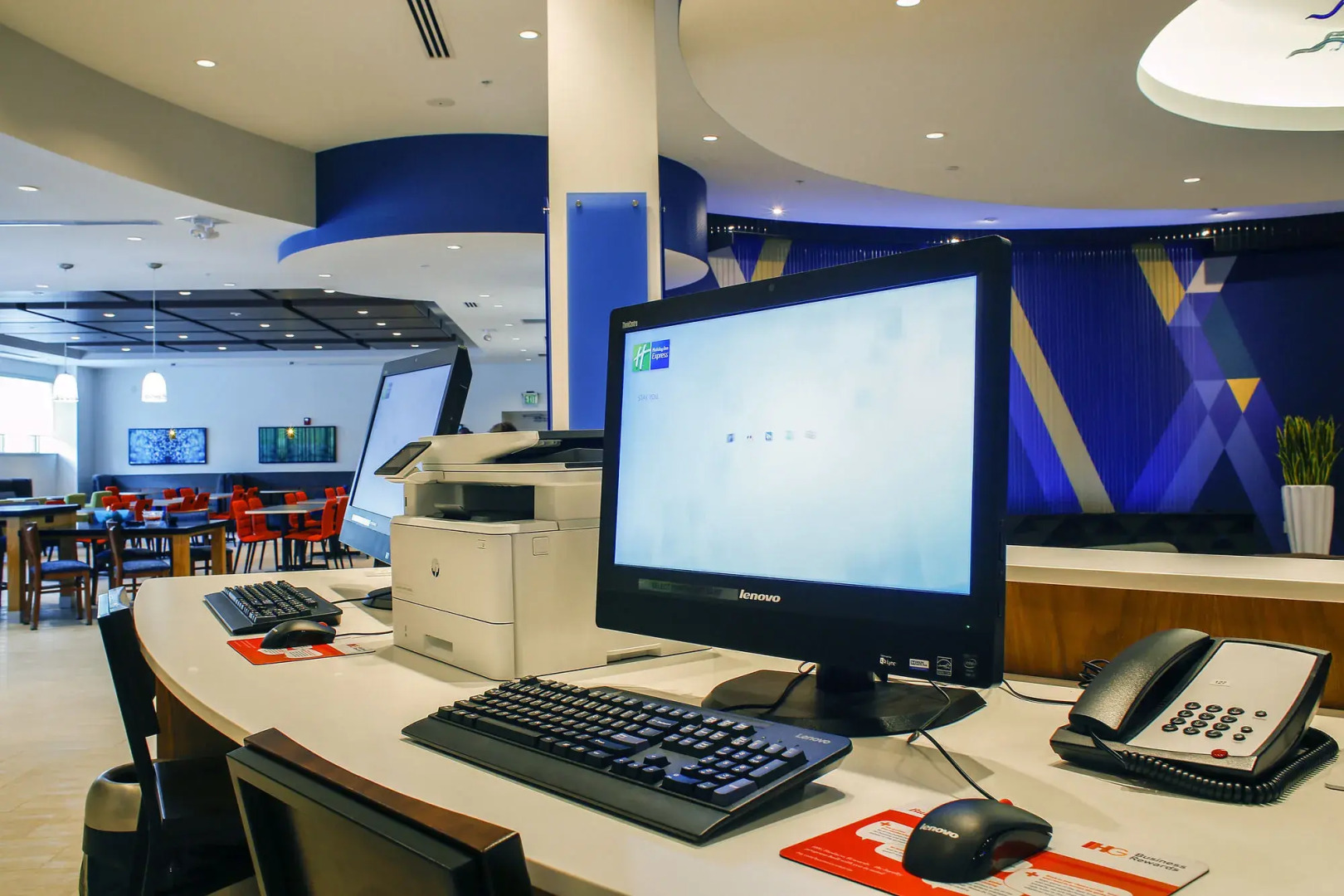 Holiday Inn Express & Suites Louisville Downtown by IHG