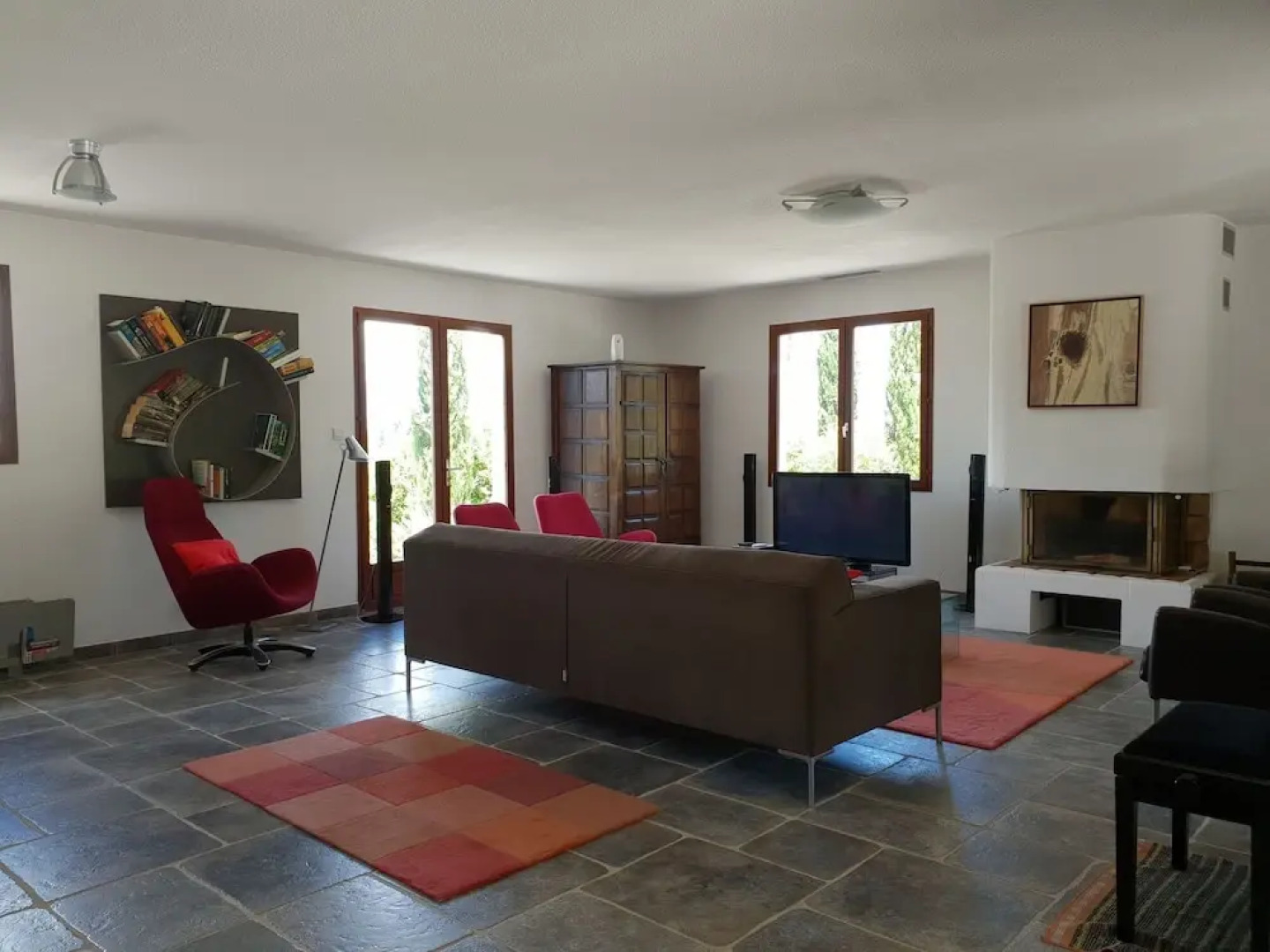 Modern Villa in Montbrun-des-Corbieres with Private Pool