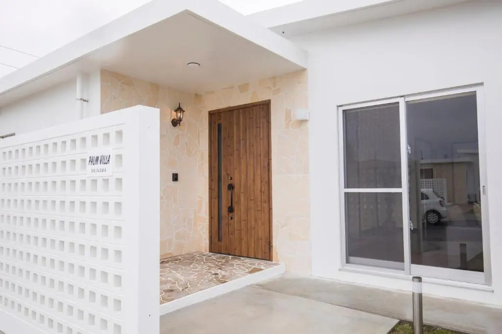 パームヴィラ-貸切プライベート-最大10名様のバケーションステイ-駐車場付き